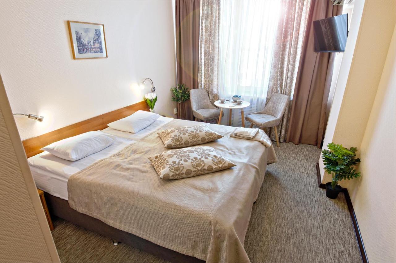 Отель Mini-hotel Kyivskyі Киев